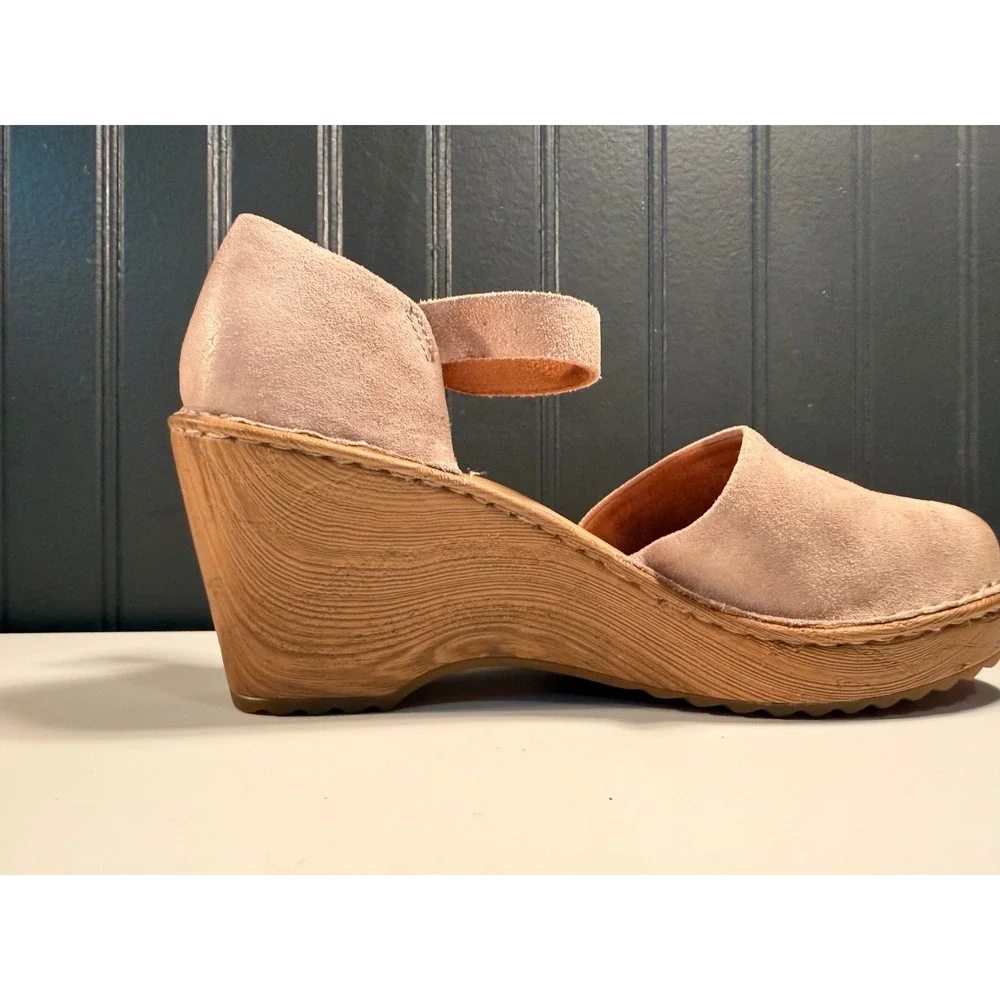 Born Womens Suede Leather Wedge Sandals Ankle Strap Blush Pink BR0040179 Size 8M